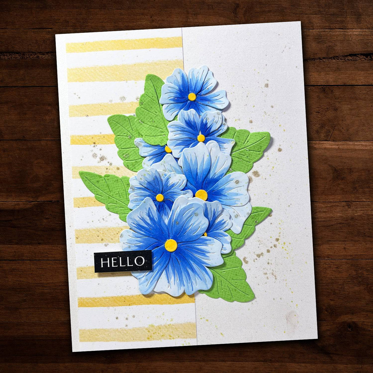 Etched Pansy 2 Metal Cutting Die 25669 - Paper Rose Studio